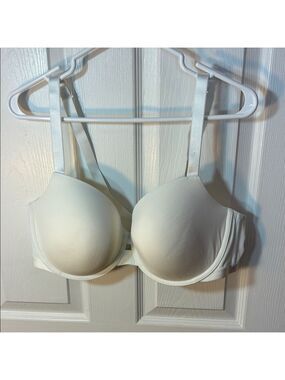 Deesse Lingerie Penningtons Elegant White padded t-shirt Women's Bra size 40DDD
